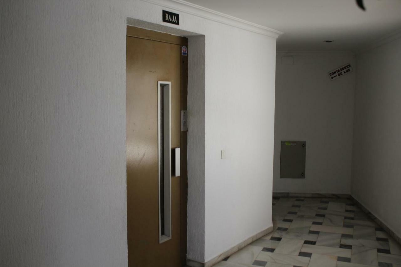 Apartamento Con Parking Gratuito Málaga Eksteriør billede